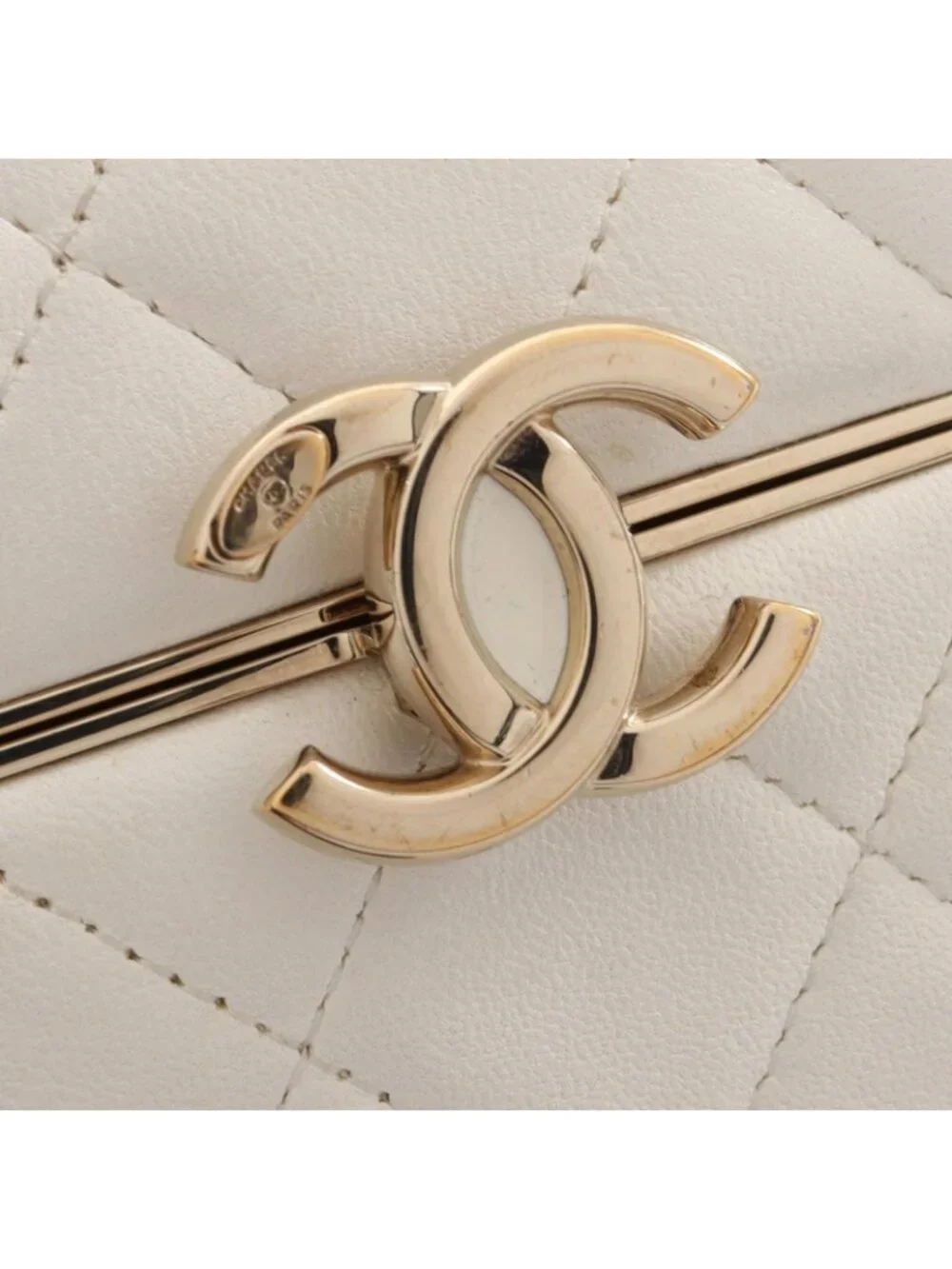 Chanel Shoulder Bag Quilted Mini White Lambskin Mini Chain